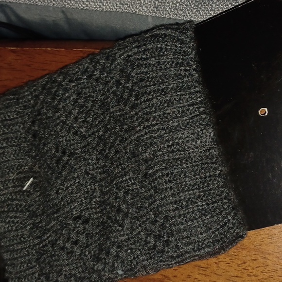 😁2/$8  Or 3/$12 BUNDLE Wedze Hat &NW BootToppers - Picture 12 of 12